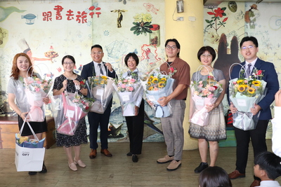 校長與會長和畢業班導師合影