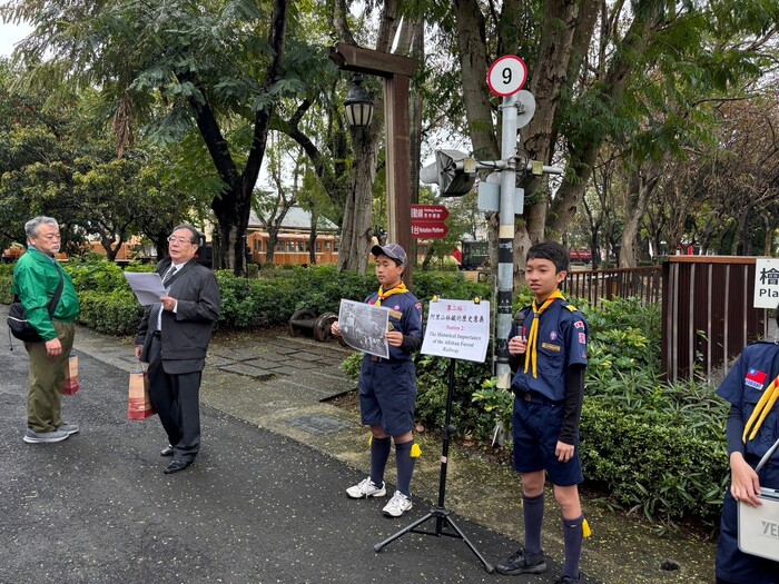解說阿里山小火車營運的型態轉變