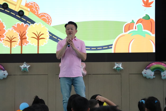 紀副會長致詞鼓勵孩子認真學習